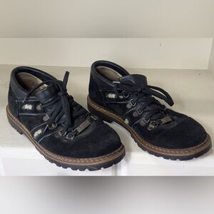 Michel Jordi Women’s Leather Suede Lace-Up Shoes Size EU 40